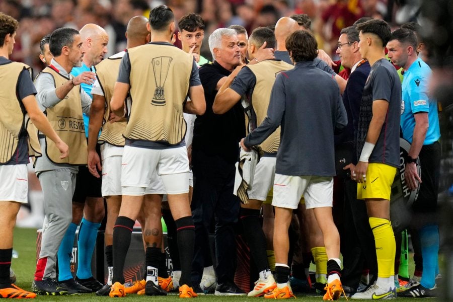 José Mourinho en la final de la Europa League