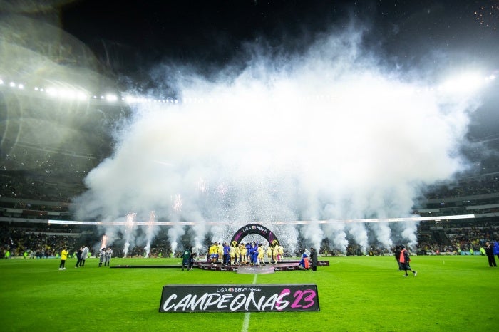 La afición abarrotó el Estadio Azteca