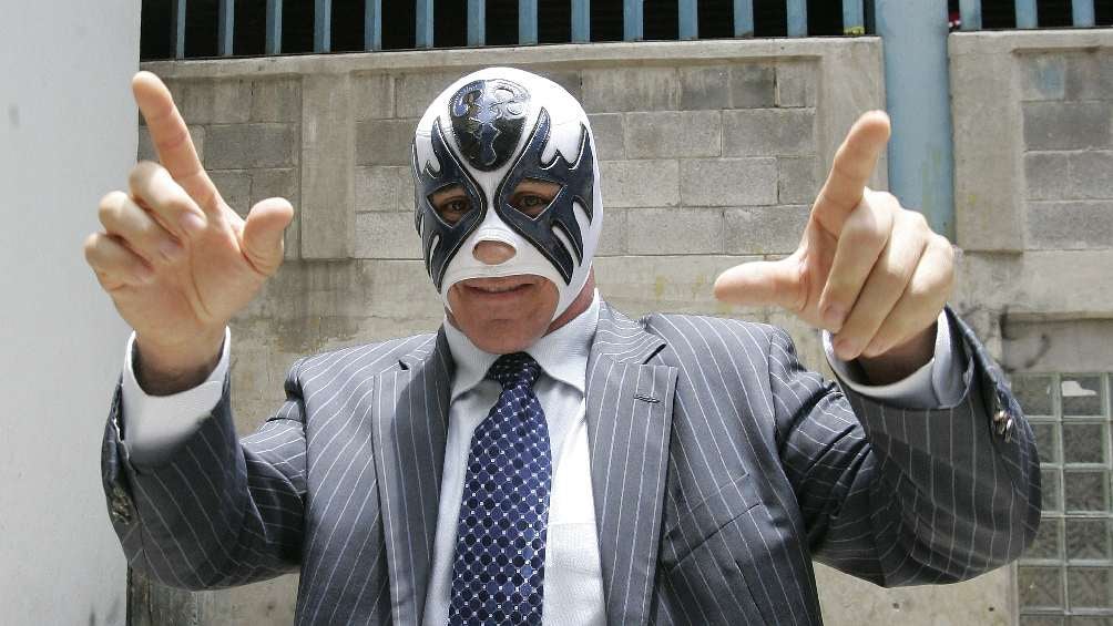 El luchador asegura que la máscara ya es parte de su piel