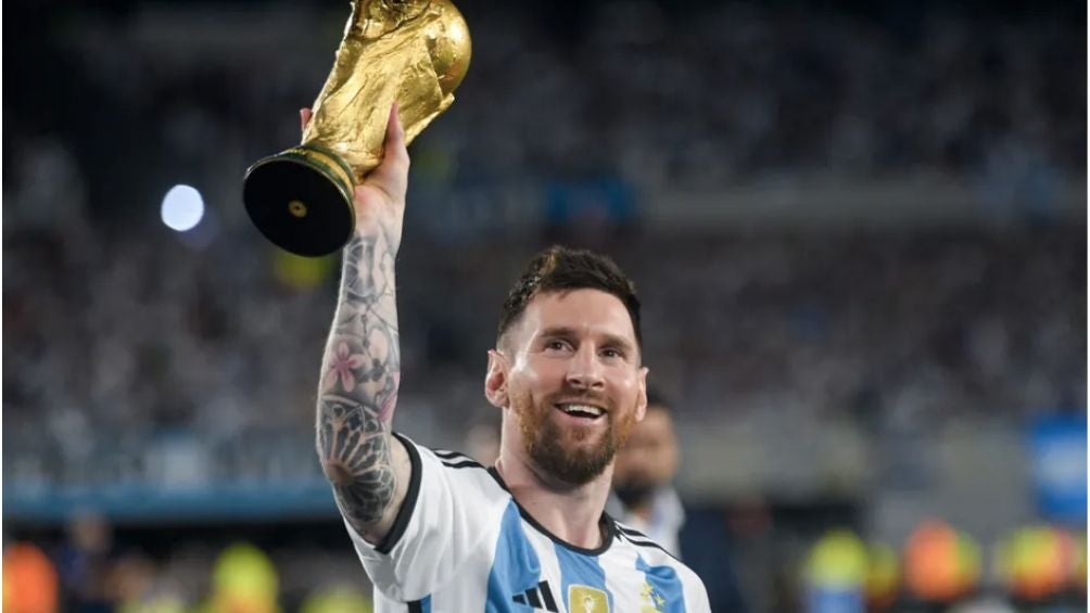 Lionel Messi celebrando el campeonato del mundo en Qatar