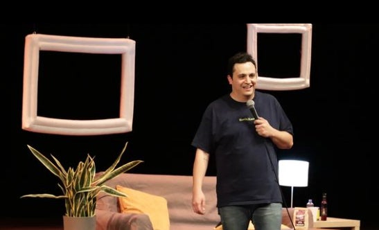 Ricardo O'Farril durante un show