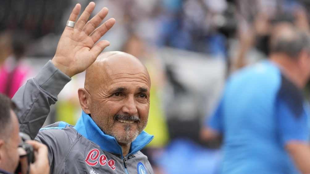 Spalletti fue sorpendido con un regalo