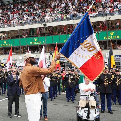 Lebron James en la apertura de las 24 horas de Le Mans