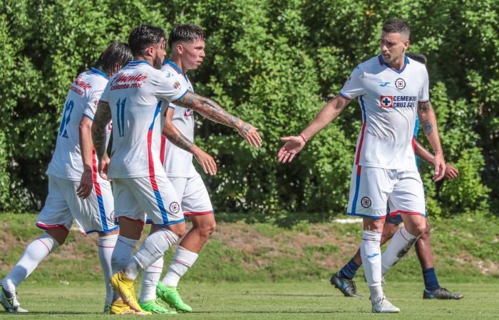 Ramiro Carrera en pretemporada con Cruz Azul