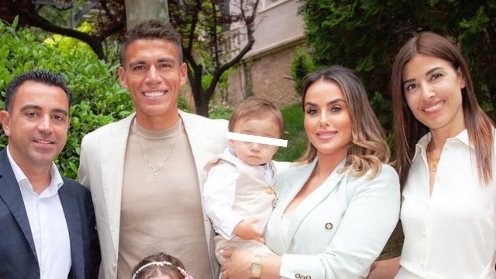 Familias de Héctor Moreno y Xavi Hernández en el bautizo