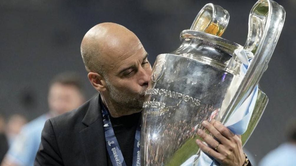 Guardiola celebra la Champions con el Manchester City