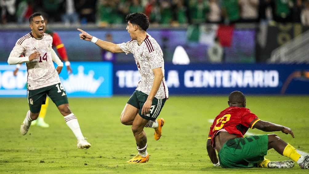 El Tri rescató el empate ante Camerún