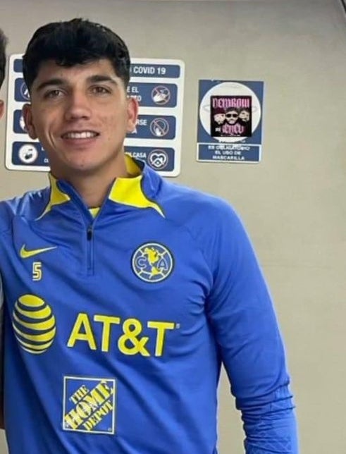 Kevin Álvarez con los colores del América