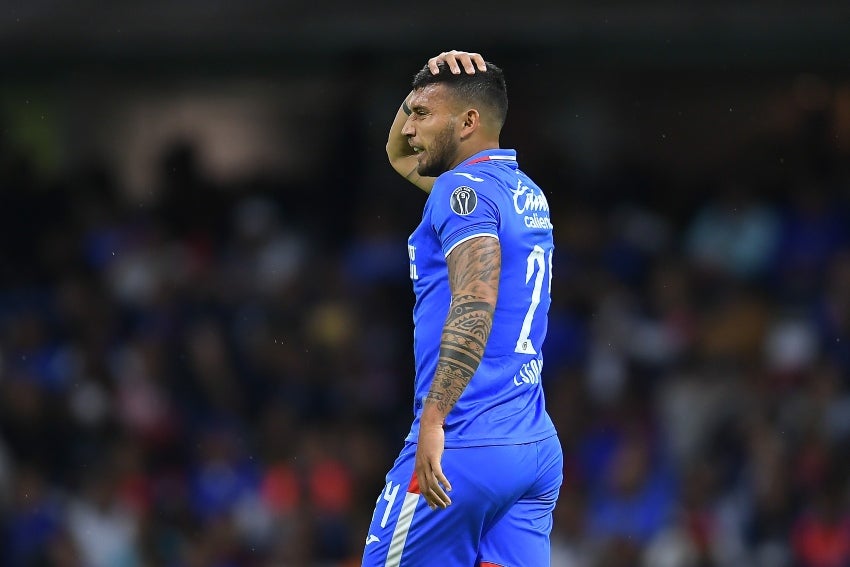 Juan Escobar en un partido de Cruz Azul