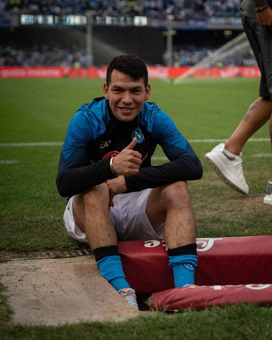 'Chucky' Lozano durante un partido con el Napoli