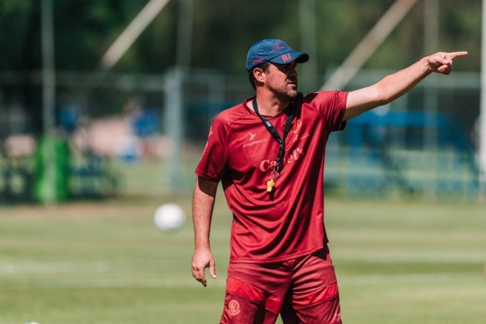 André Jardine durante entrenamiento con el Atlético de San Luis