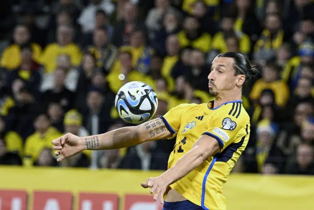 Zlatan jugando para Suecia en la Eurocopa 2024