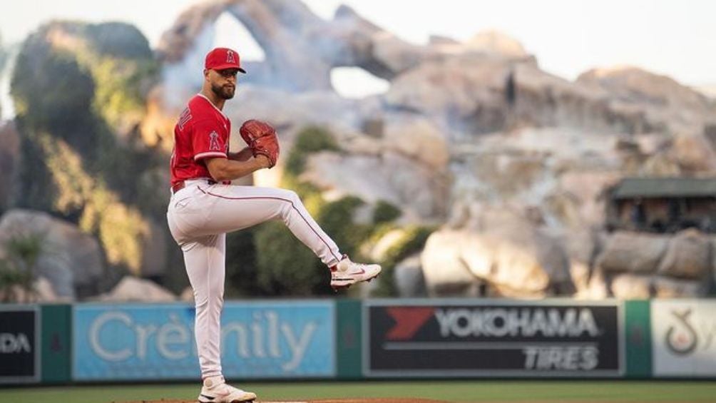 Patrick Sandoval en Angel Stadium of Anaheim