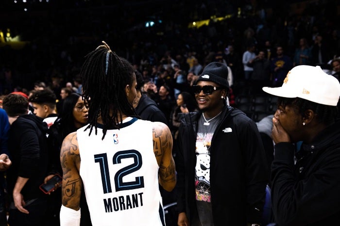 Ja Morant durante un partido de la NBA