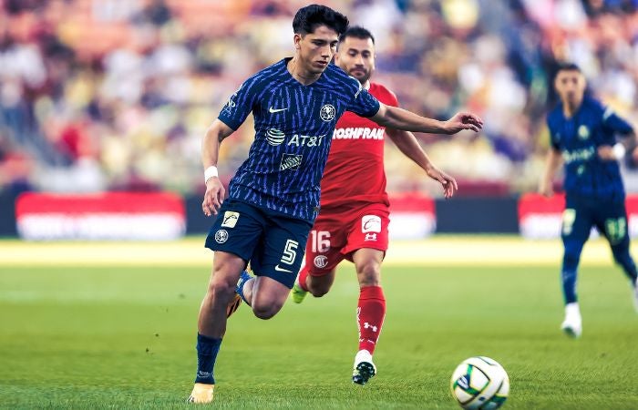 Kevin Álvarez en el América vs Toluca en EU