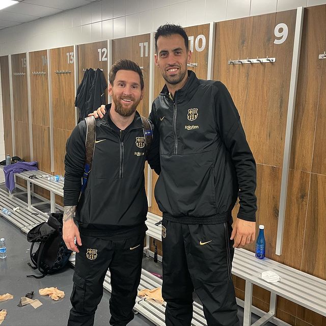 Messi y Sergio Busquets con Barcelona