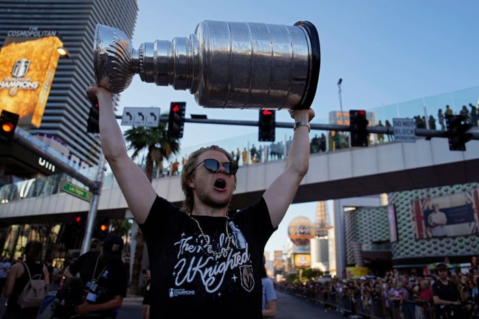 William Karlsson durante el desfile del equipo