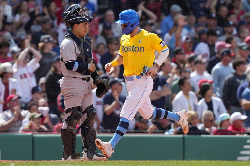 Red Sox vence en cartelera doble a Yankees