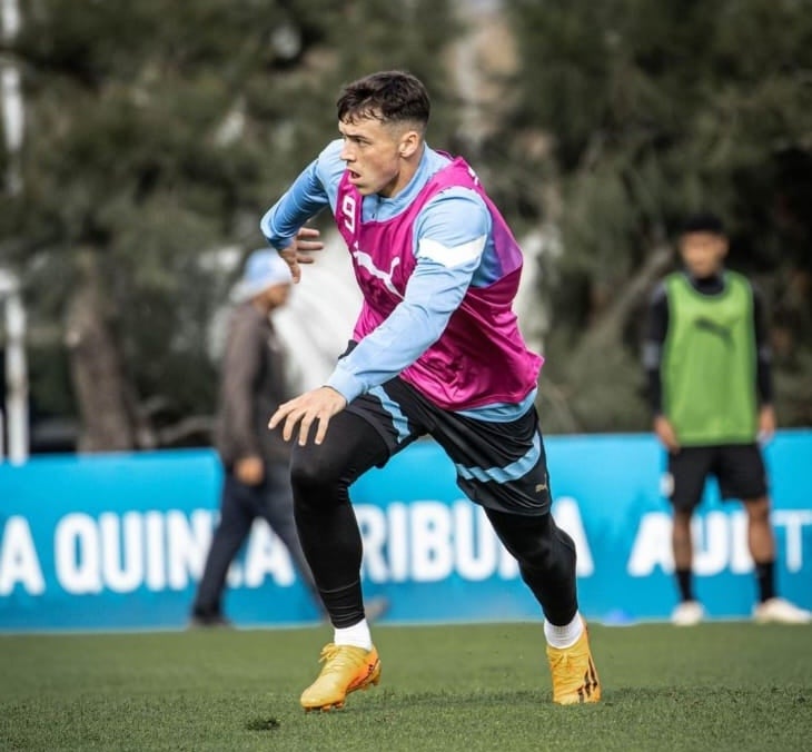 Federico Viñas durante un entrenamiento Uruguay