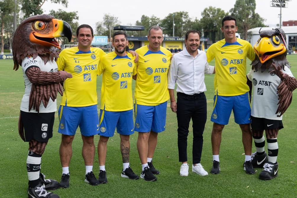 André Jardine fue presentando como DT del América