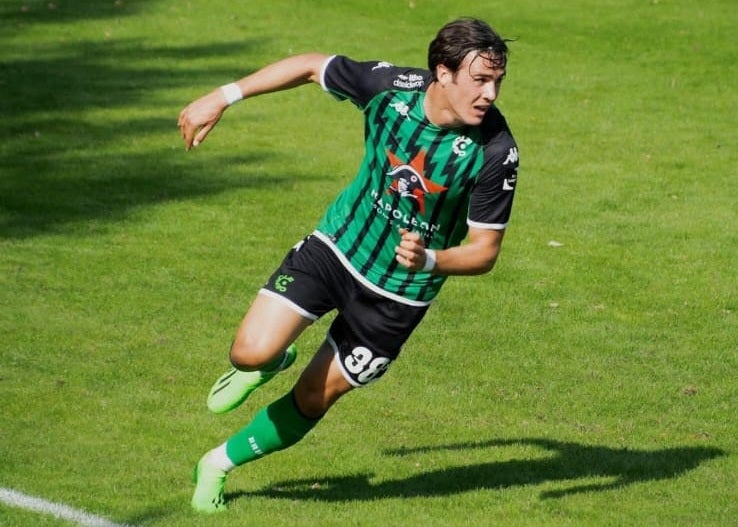 Wilke en un juego con Cercle Brugge