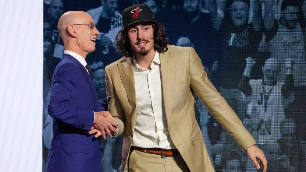 Jaime Jaquez Jr.  hace historia para México y es seleccionado por el Miami Heat en primera ronda del Draft de la NBA