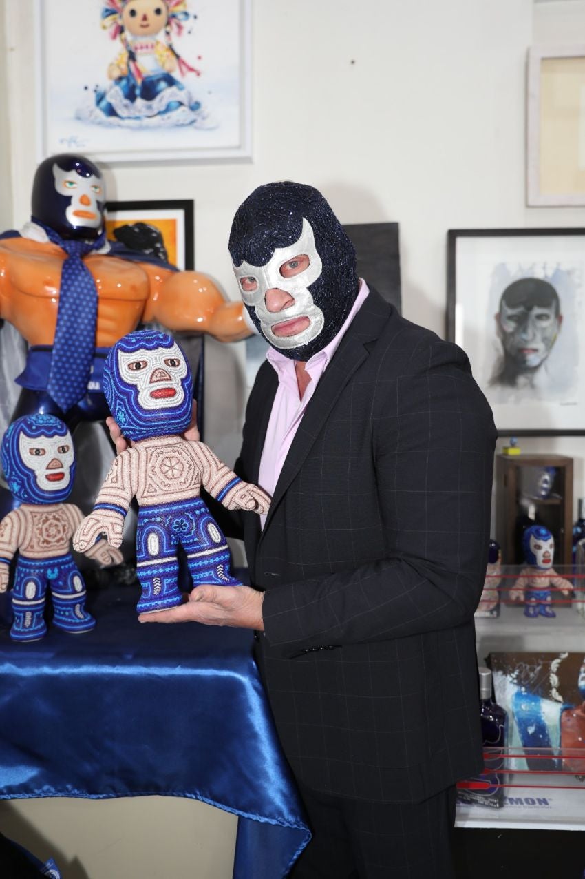 Blue Demon Jr. celebra aniversario de su galería