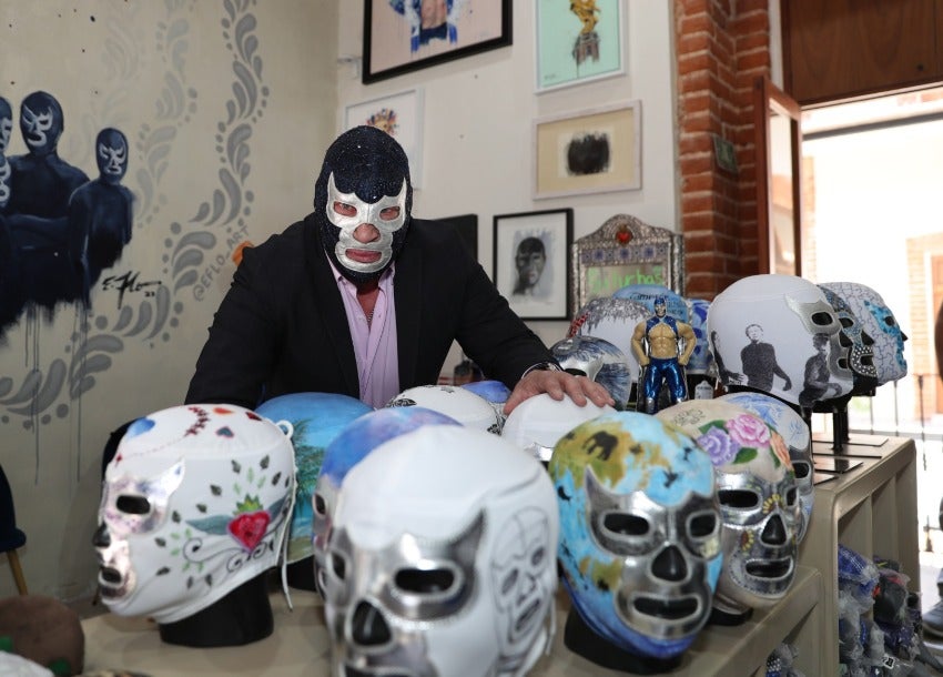 Blue Demon Jr. celebra aniversario de su galería