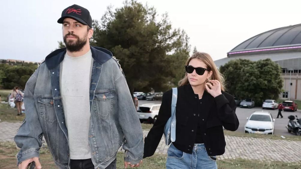 Piqué junto a Clara Chía