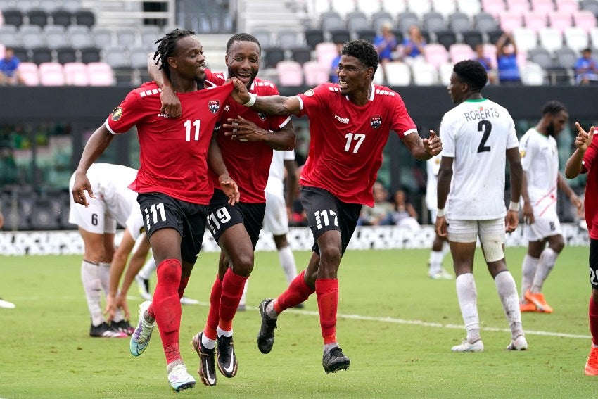 Trinidad y Tobago en celebración de gol