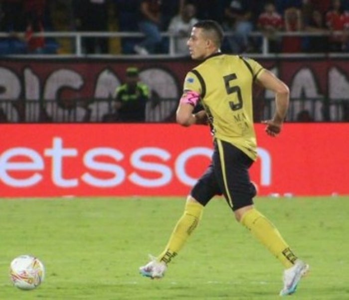 Kevin Castaño en partido con las Águilas Doradas