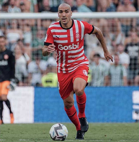 Romeu en un partido con Girona