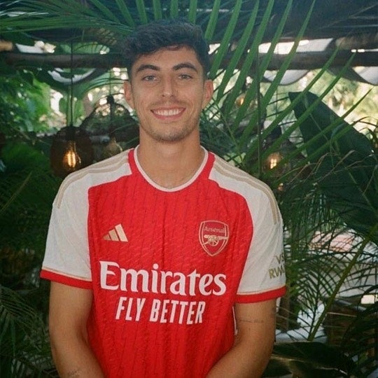 Kai Havertz luciendo los colores del Arsenal 