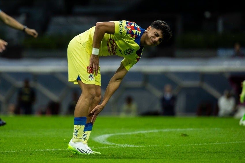 Kevin Álvarez en su debut con América