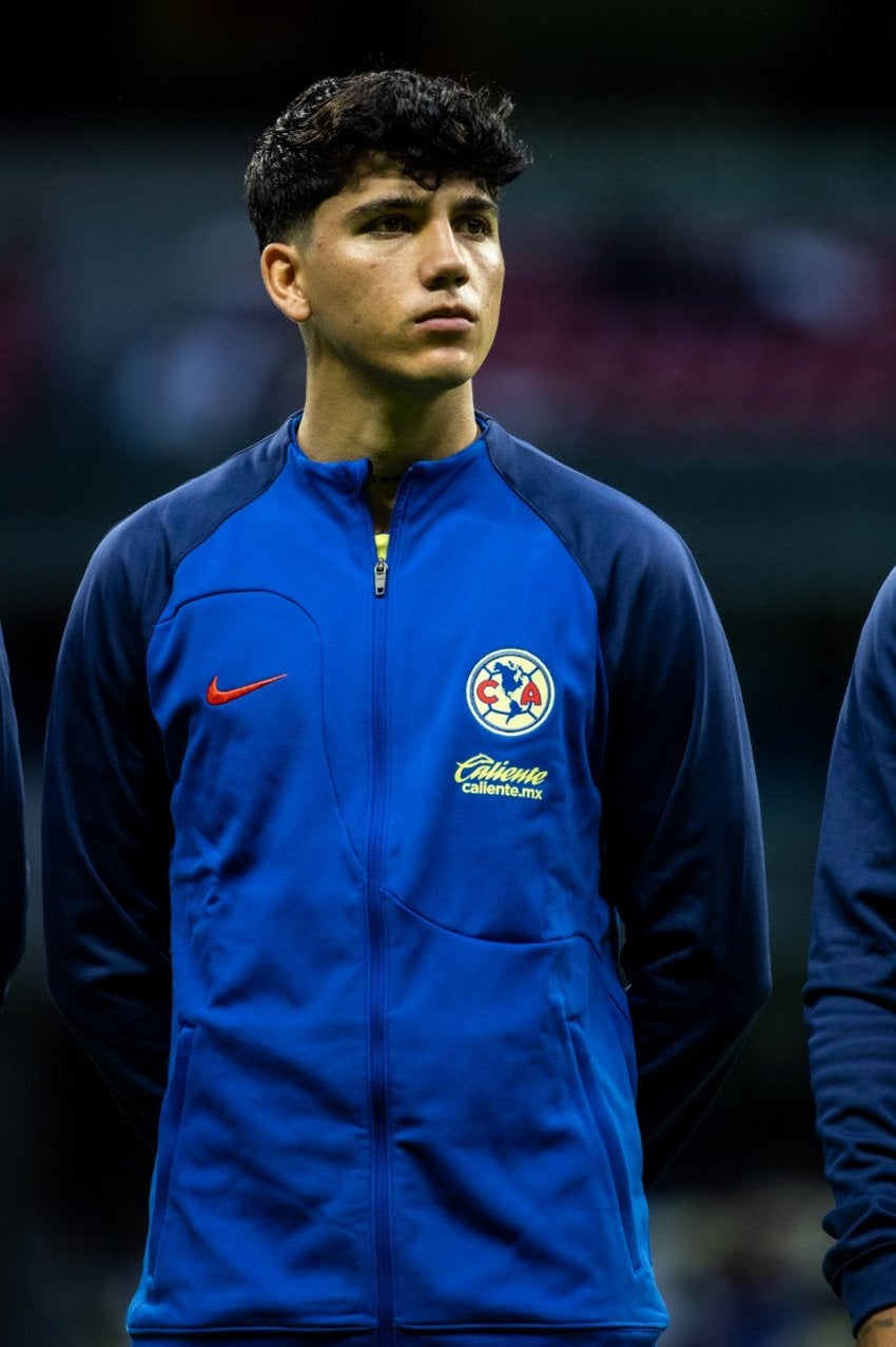 Kevin Álvarez en su debut con América