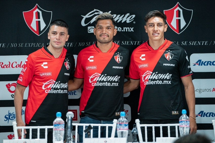 Aguirre en su presentación con Atlas