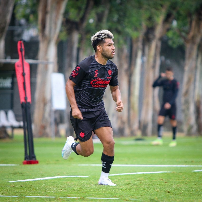 Mudo en un entrenamiento con Atlas