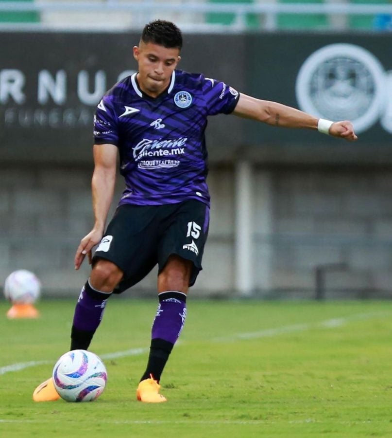 Bryan Colula en el juego contra Pachuca