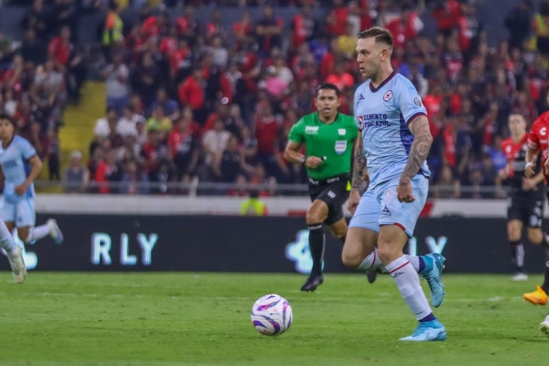 Rotondi de Cruz Azul durante el partido Atlas vs Cruz Azul