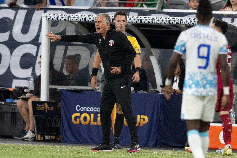 Qatar enfrentando a Honduras 