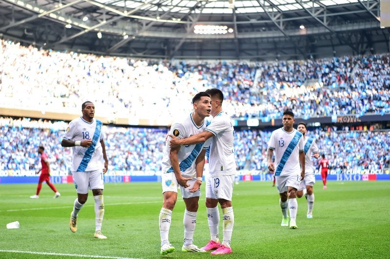 Guatemala celebrando un gol contra Guadalupe 