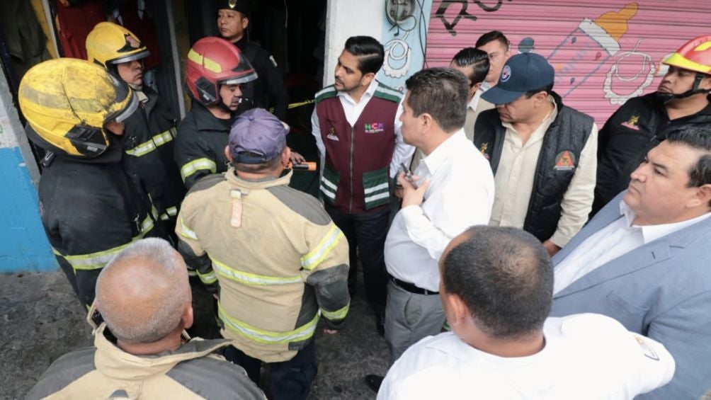 El Alcalde de Nezahualcóyotl en el lugar del siniestro