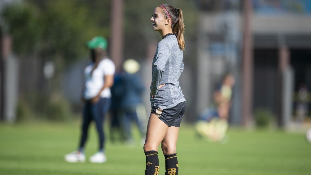 Nailea Vidrio en un entrenamiento