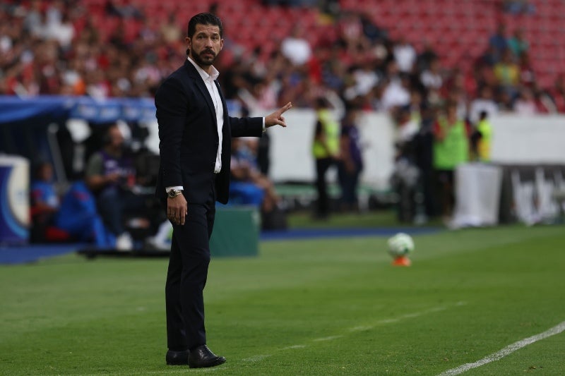 Benjamín siendo entrenador del Atlas 