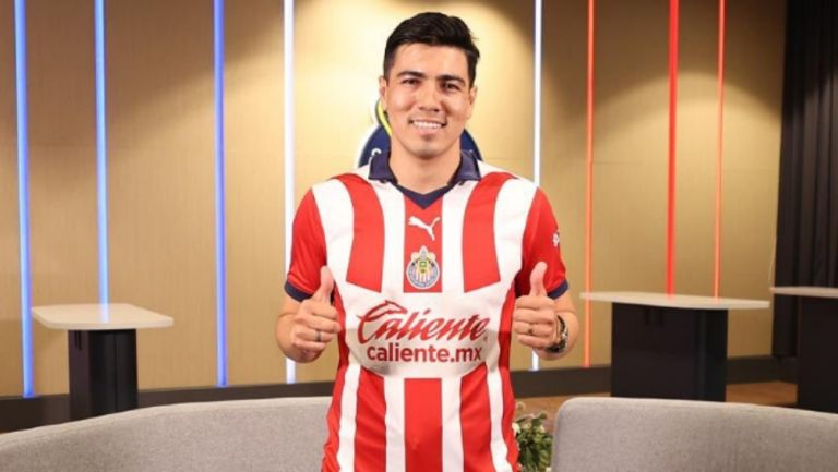 Érick Gutiérrez dejó el PSV para jugar en Chivas