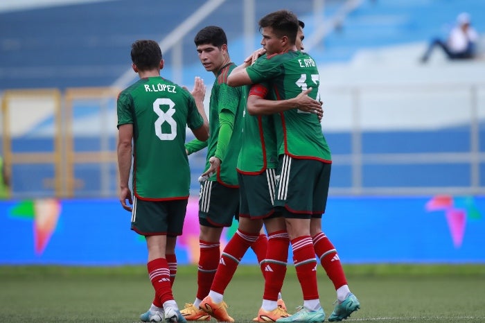 México venció a Honduras en Semifinales