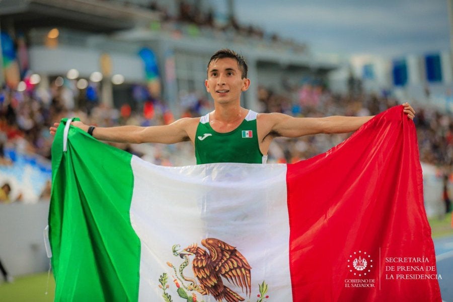El mexicano se llevó el oro con un tiempo de 29:29.30