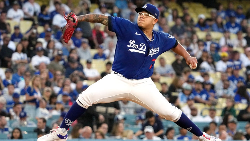 Julio Urías se lleva el triunfo en su segundo partido de regreso con los Dodgers