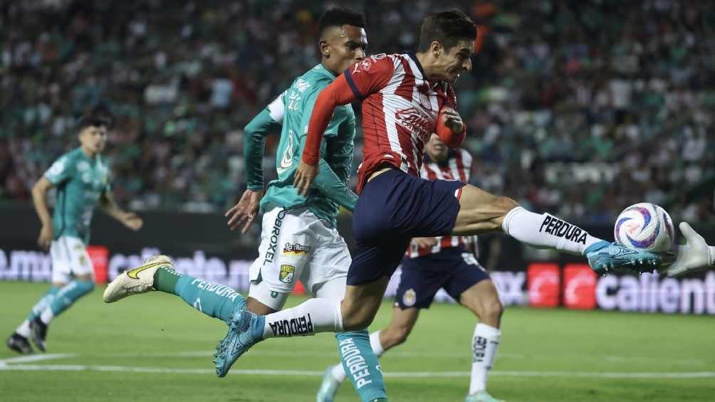 Chivas ganó en su debut