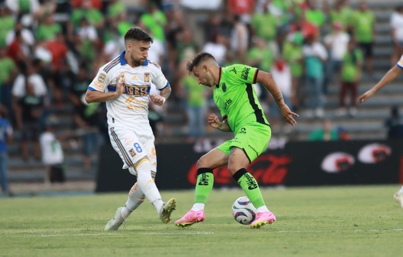 Partido entre Tigres contra el FC Juárez